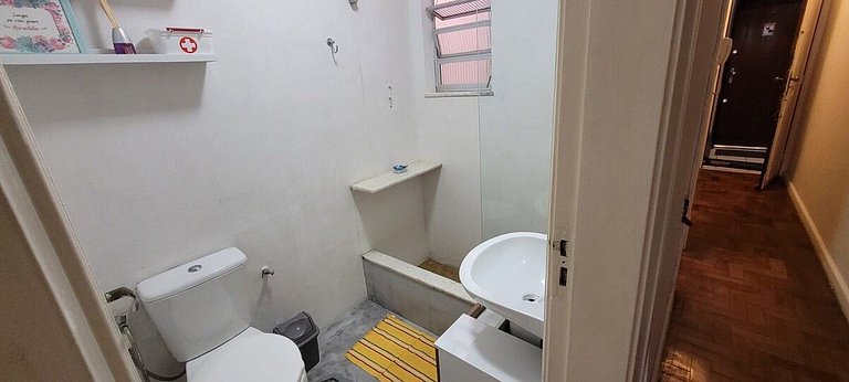 Sunset Estudio - 2 quadras da praia, ao lado metrô