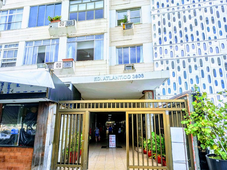 Atlantico Loft- Beira mar para 4