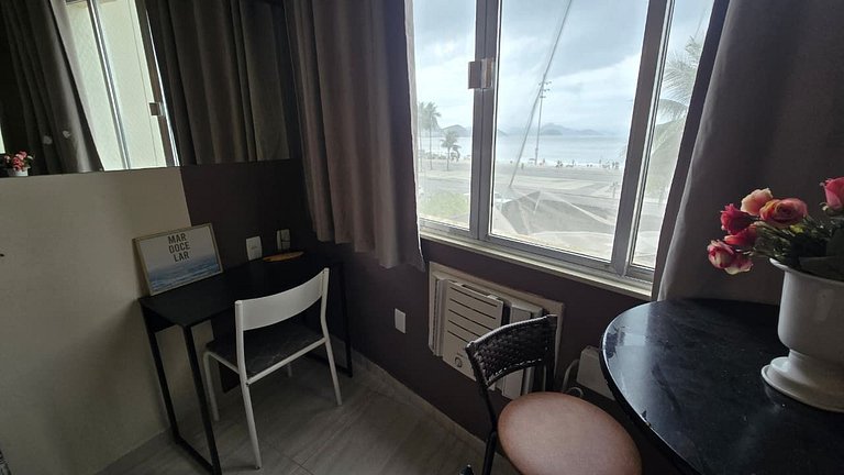 Atlântica Premium- Vista do mar para até 6 pessoas